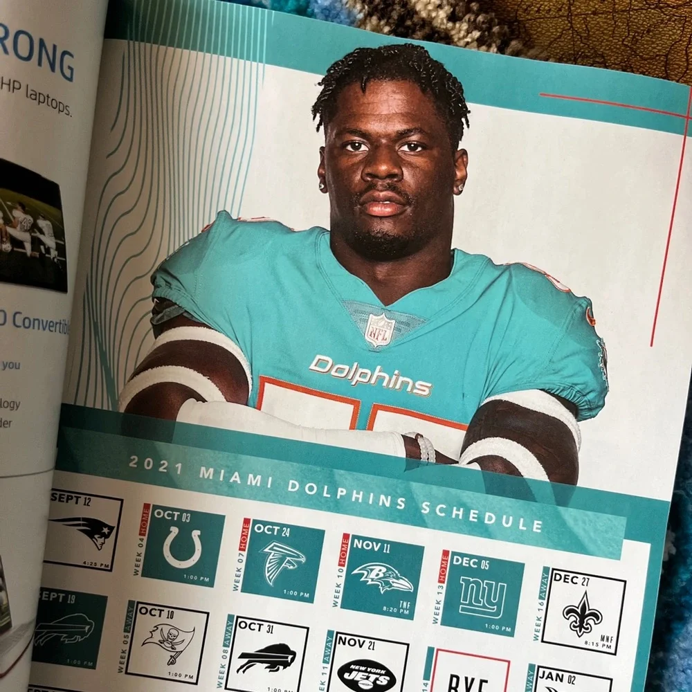 Miami Dolphin Yearbook 2021 - Picture 10 of 10